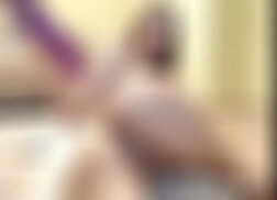 Sexo con animales entrenados para follar coños